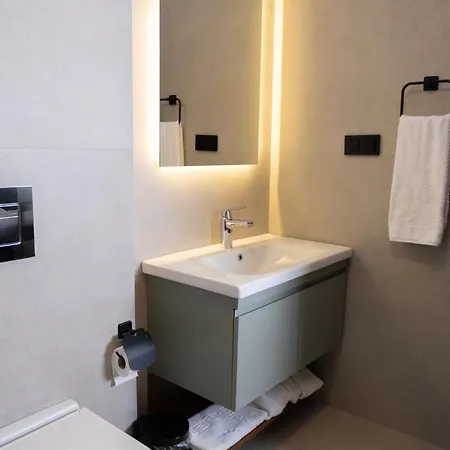 Akkizhan Karaagac (Balikesir)